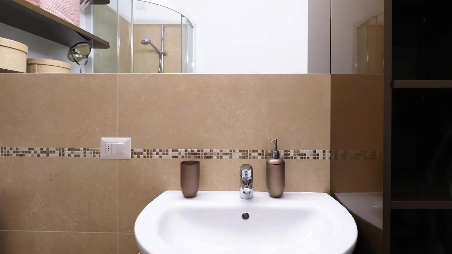 Appartement Primopiano - Custodi à Milan 0*,