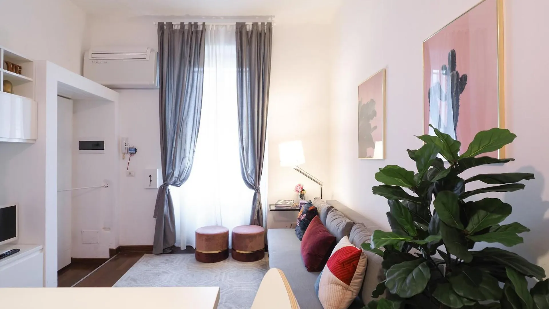 Appartement Primopiano - Custodi à Milan 0*,  Italie